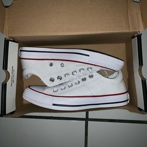 Brand new never worn converse